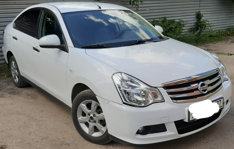 Nissan Almera