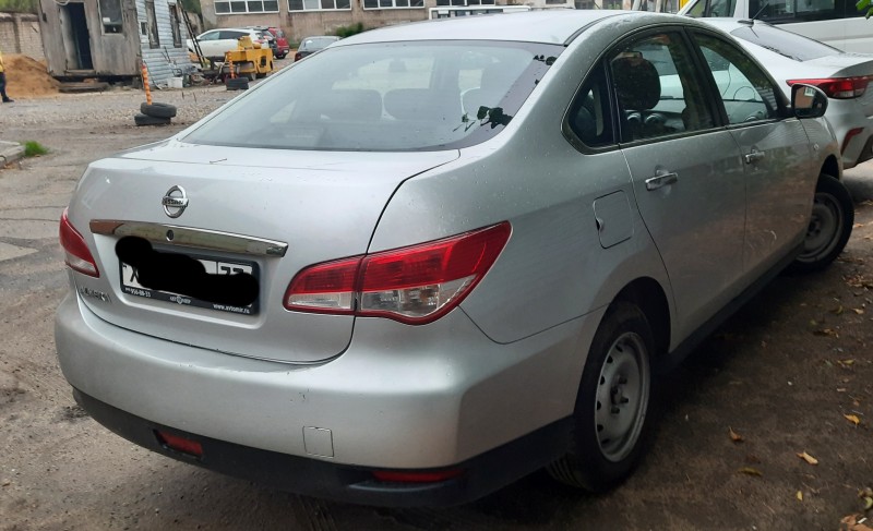 Nissan Almera
