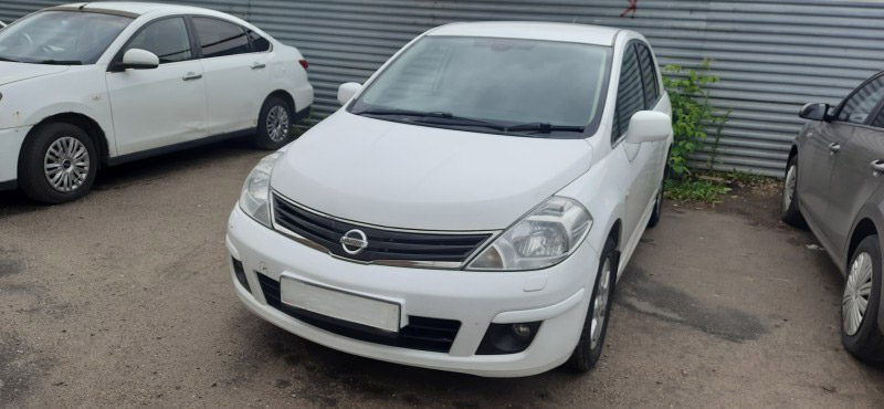 Nissan Tiida