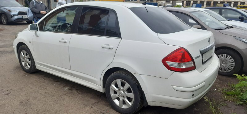 Nissan Tiida