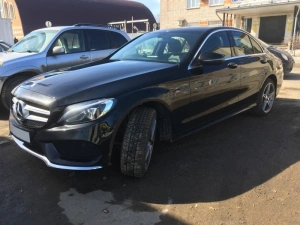 Mercedes E