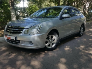 Nissan Almera